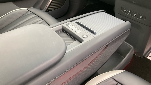 Used Kia EV9 2024 for sale - 76232222: Photo 28