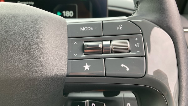Used Kia EV9 2024 for sale - 76232222: Photo 44