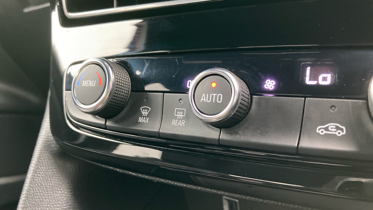 Used Vauxhall Mokka 2023 for sale - 77664843: Photo 31