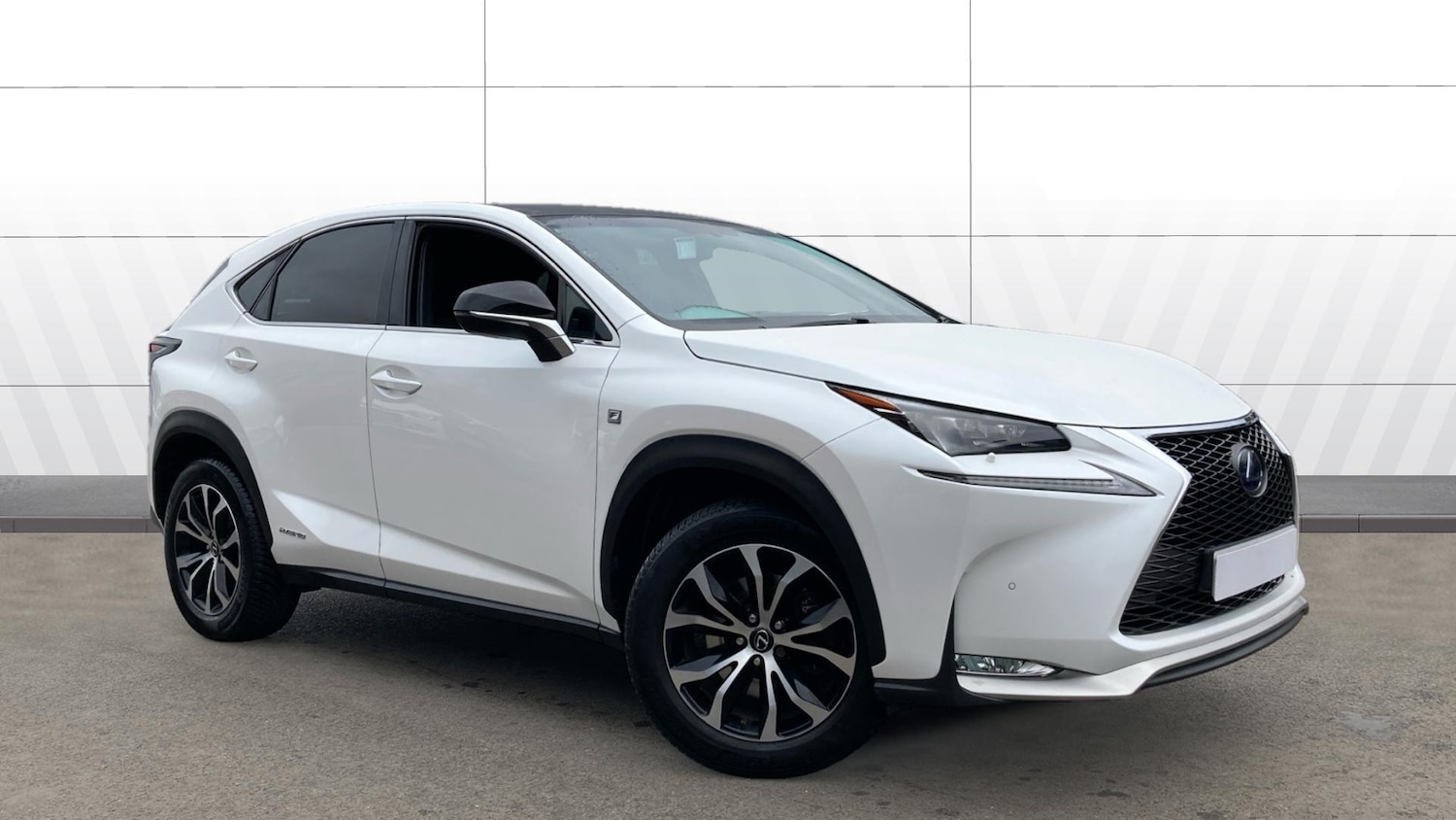 Used Lexus NX 2016 for sale - 76382535: Photo 1