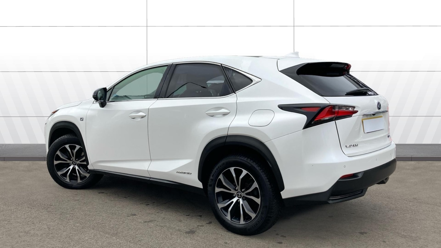 Used Lexus NX 2016 for sale - 76382535: Photo 2