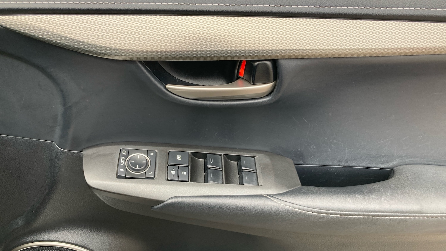 Used Lexus NX 2016 for sale - 76382535: Photo 24