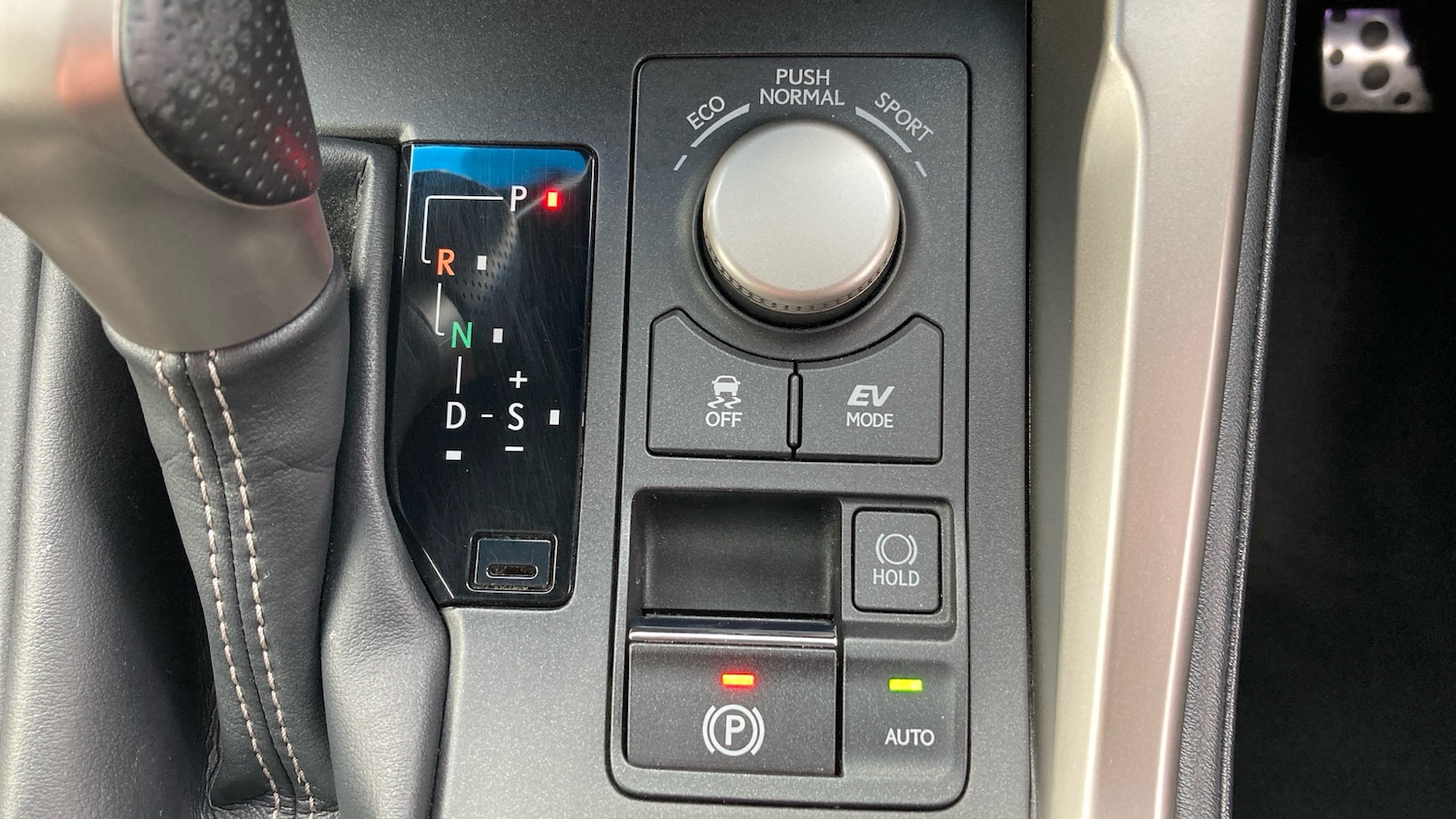 Used Lexus NX 2016 for sale - 76382535: Photo 30