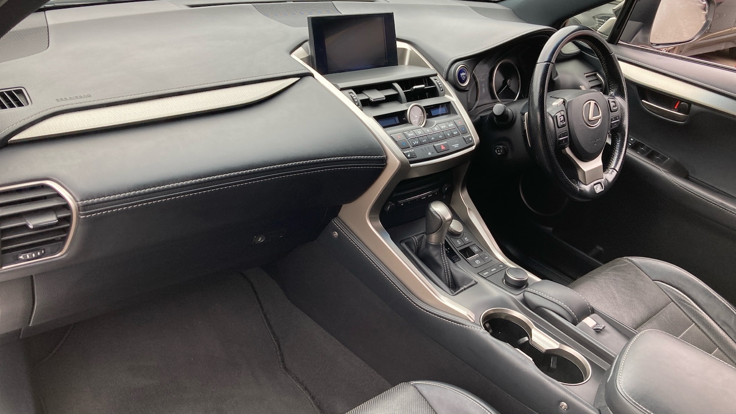 Used Lexus NX 2016 for sale - 76382535: Photo 9