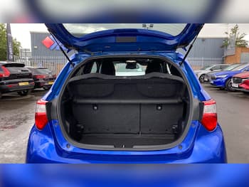 Used Toyota Yaris 2018 for sale - 79776111: Photo
