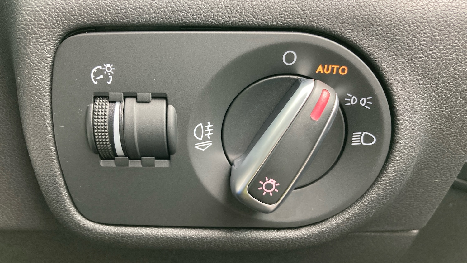 Used Audi A1 2017 for sale - 77775055: Photo 40