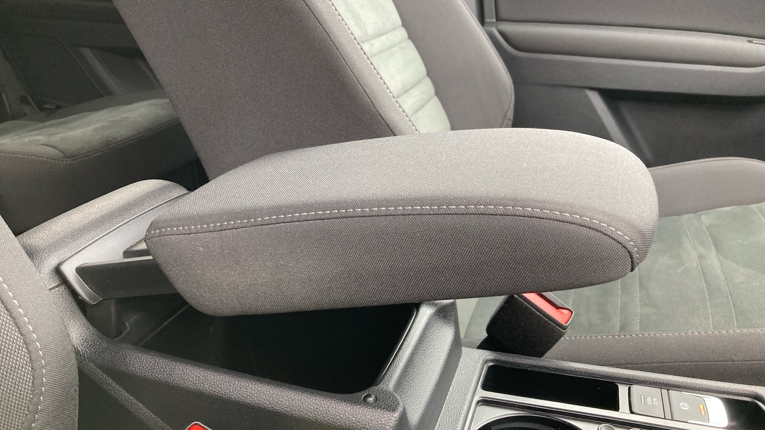 Used Volkswagen Touran 2020 for sale - 77760505: Photo 22