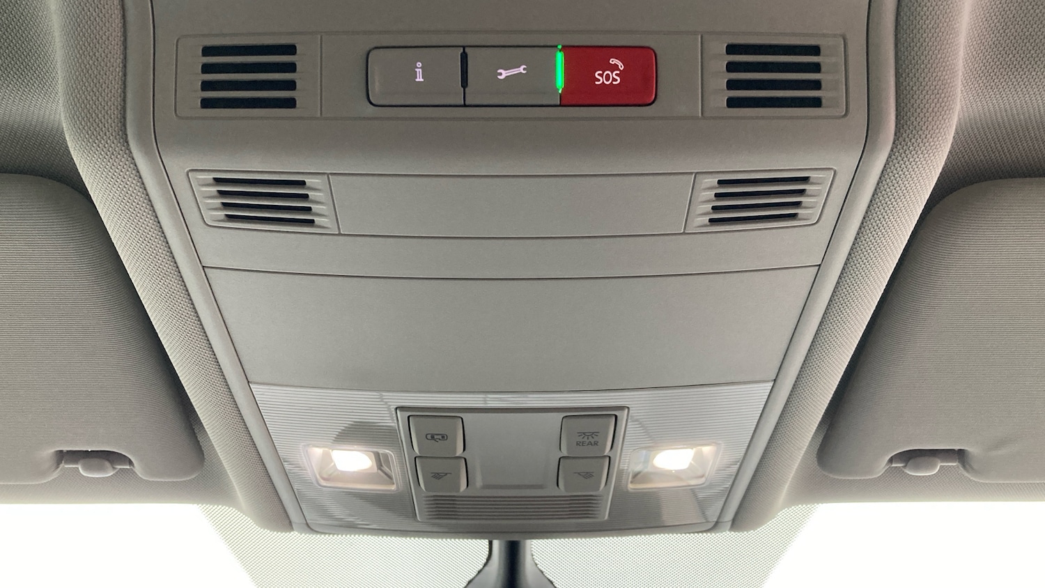 Used Volkswagen Touran 2020 for sale - 77760505: Photo 37