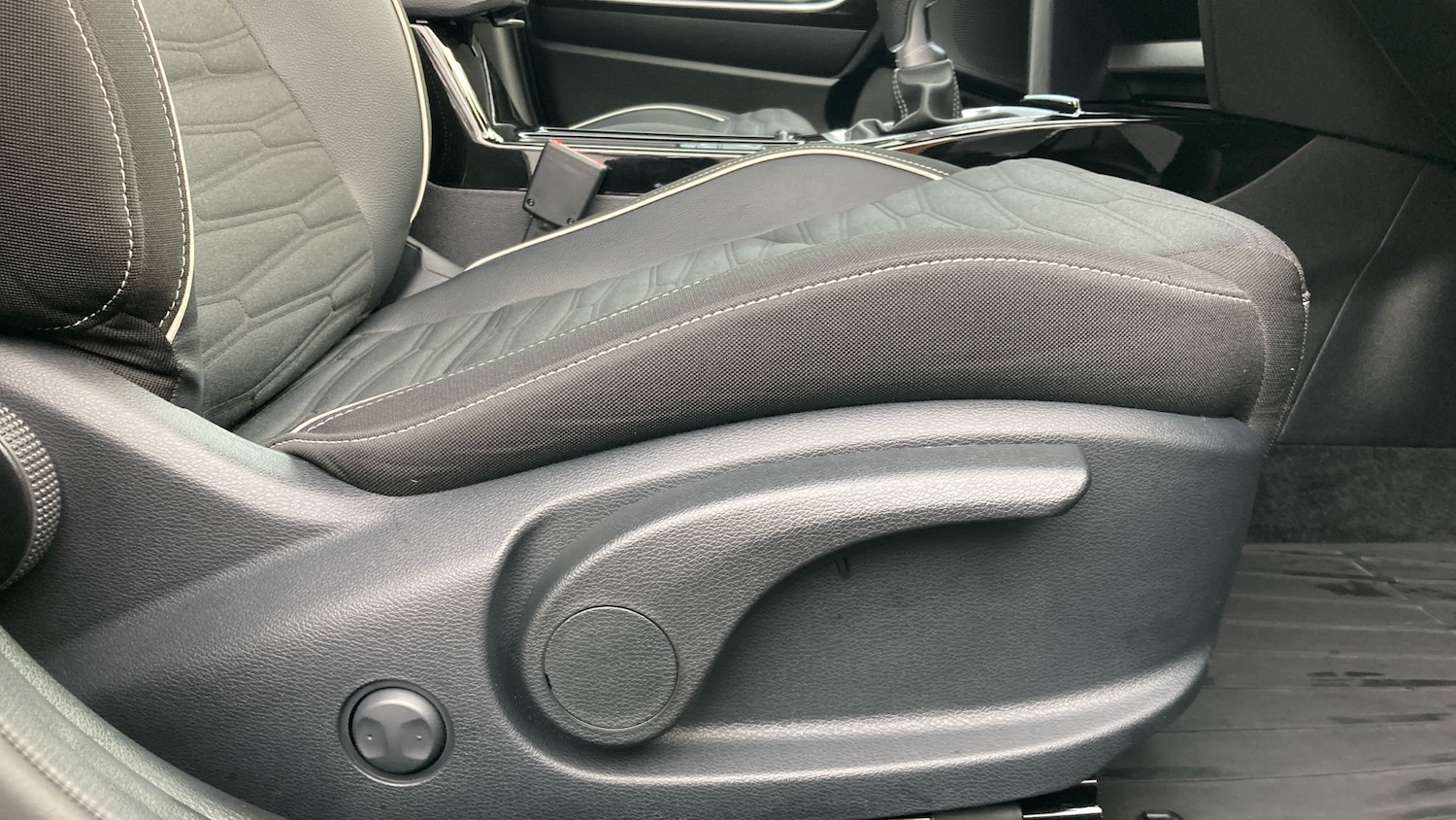 Used Kia XCeed 2025 for sale - 77245420: Photo 22