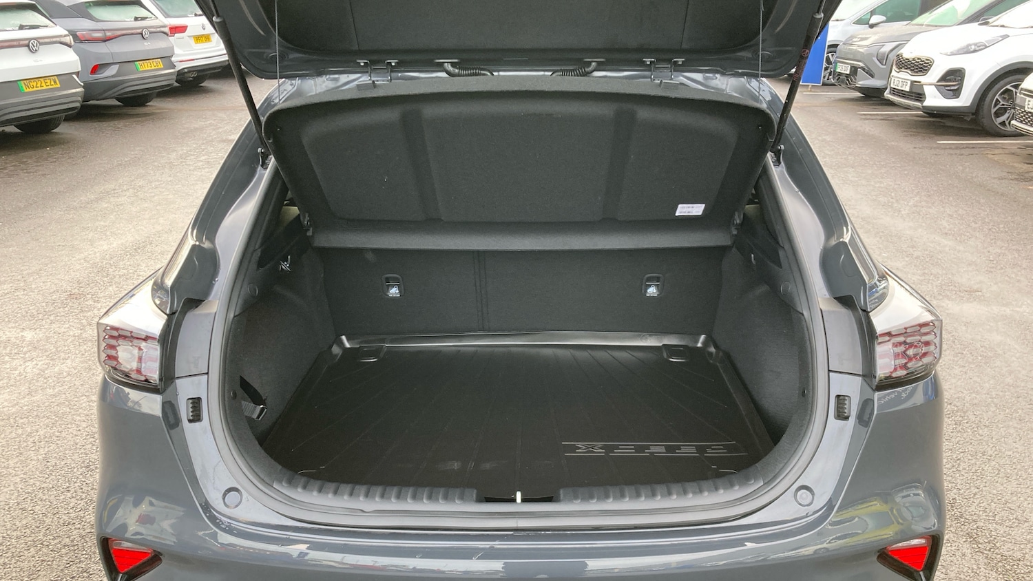 Used Kia XCeed 2025 for sale - 77245420: Photo 4