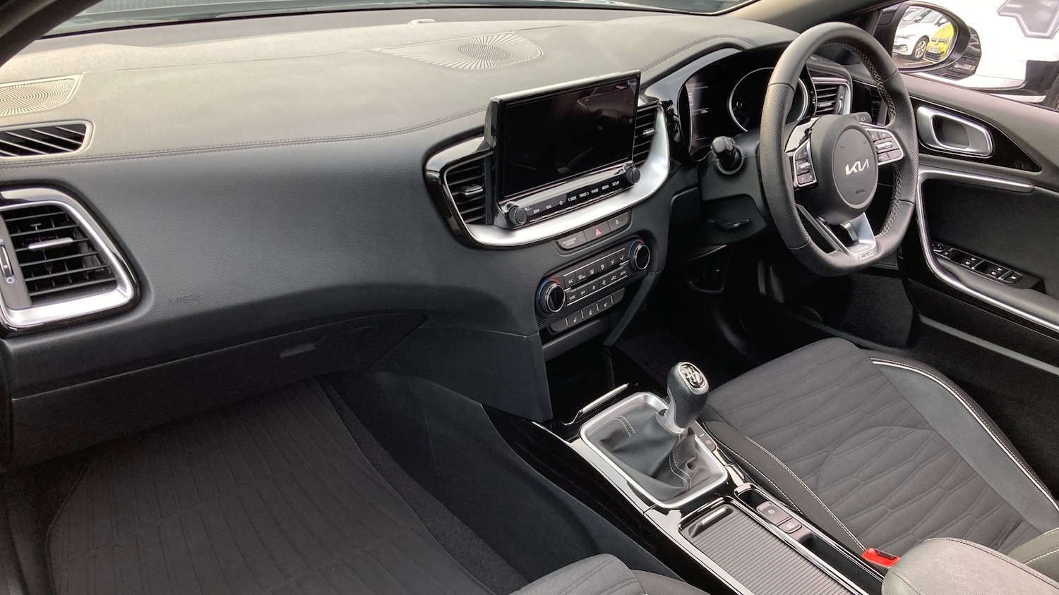 Used Kia XCeed 2025 for sale - 77245420: Photo 9