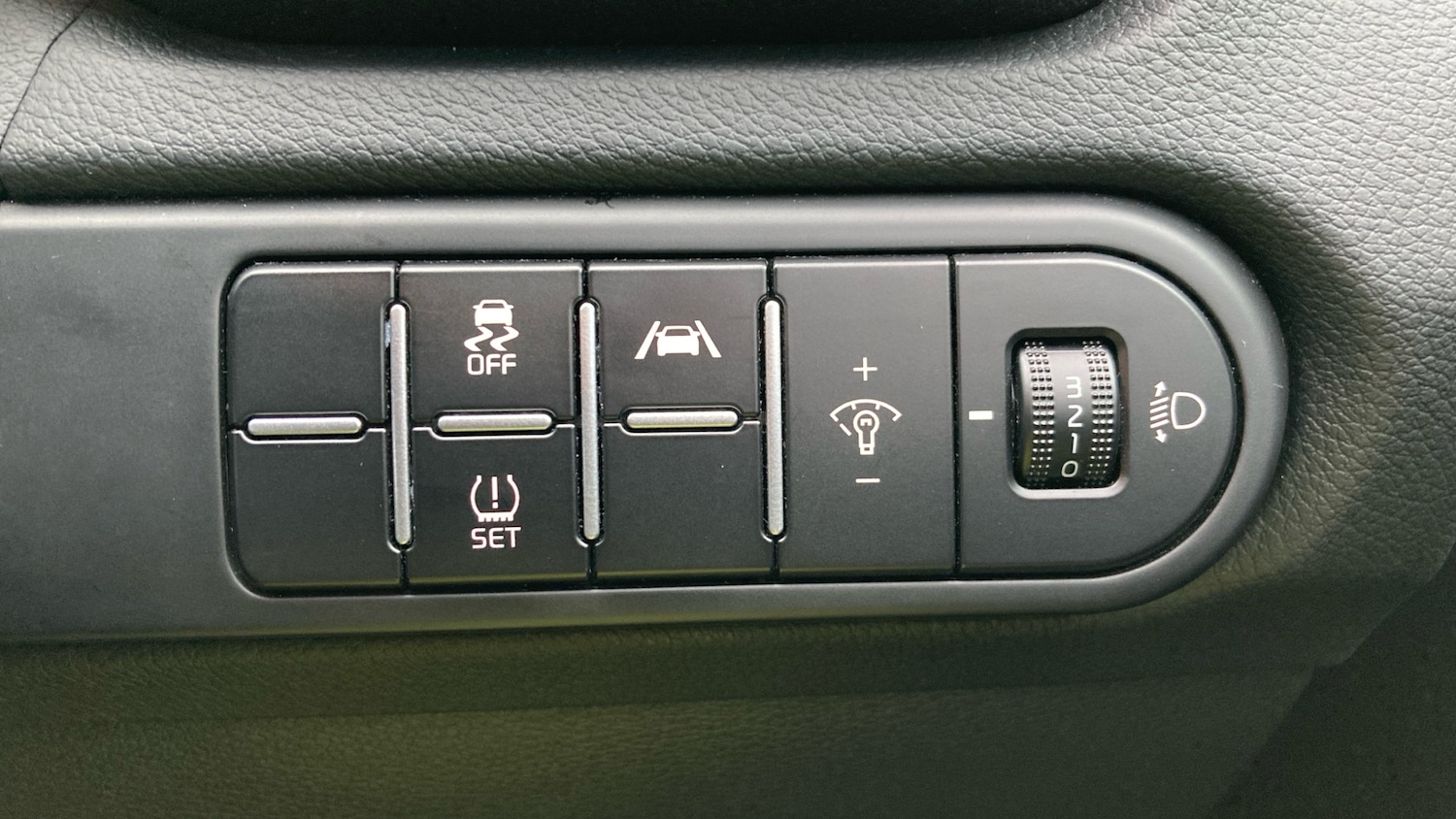 Used Kia Ceed 2025 for sale - 77393308: Photo 44