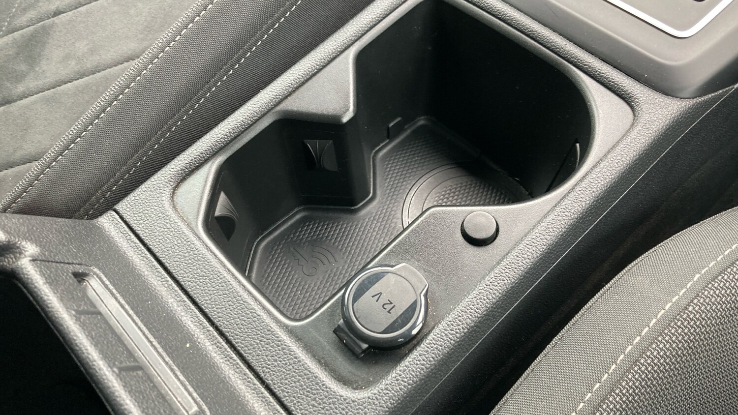 Used Volkswagen Golf 2022 for sale - 77760500: Photo 23