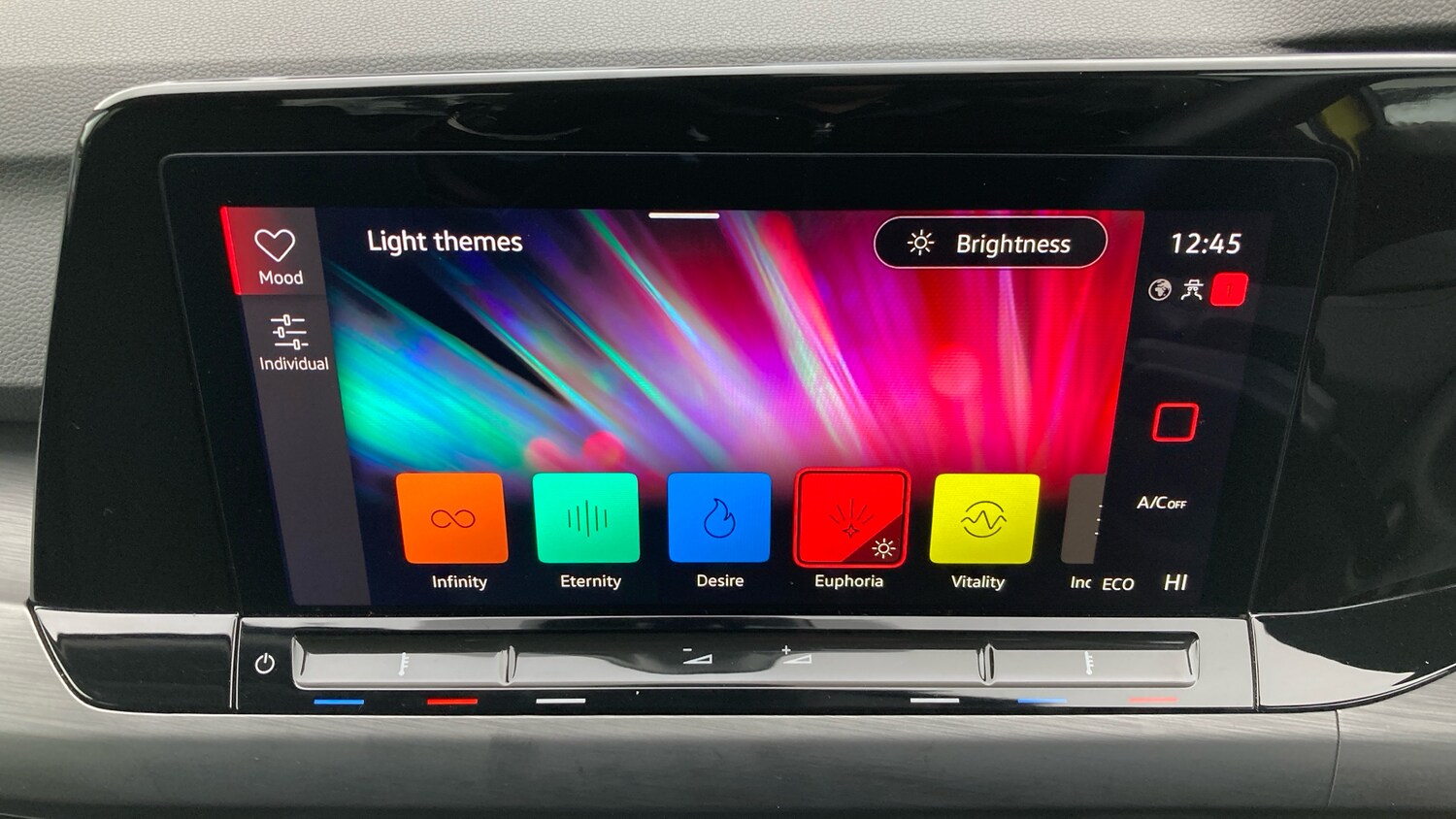 Used Volkswagen Golf 2022 for sale - 77760500: Photo 35