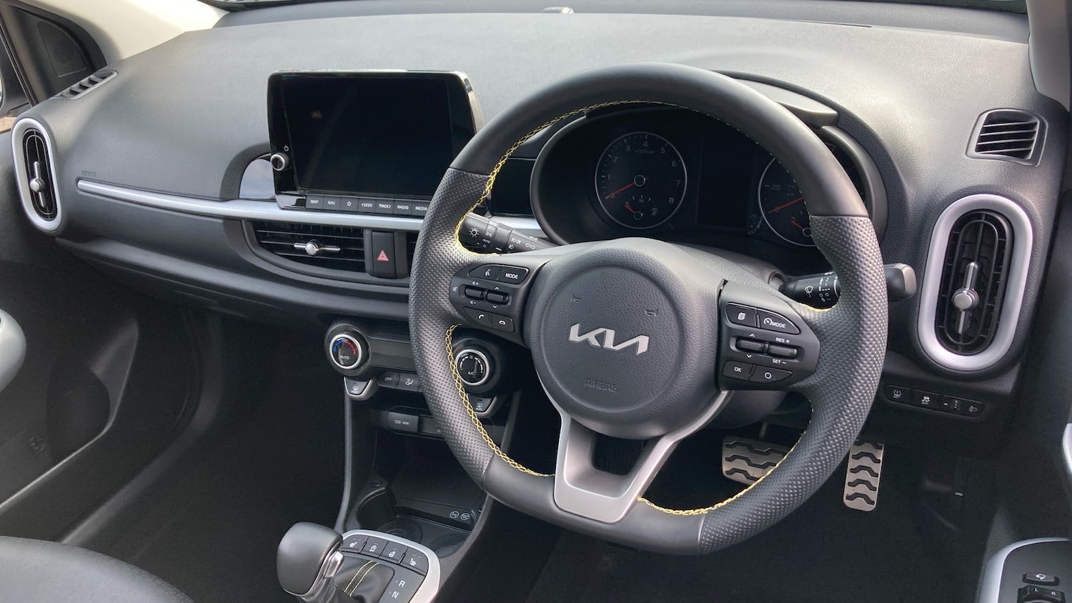 Used Kia Picanto 2023 for sale - 77804359: Photo 11