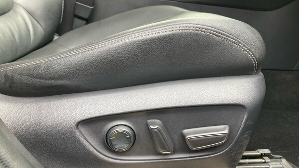 Used Toyota RAV4 2020 for sale - 76263164: Photo 22