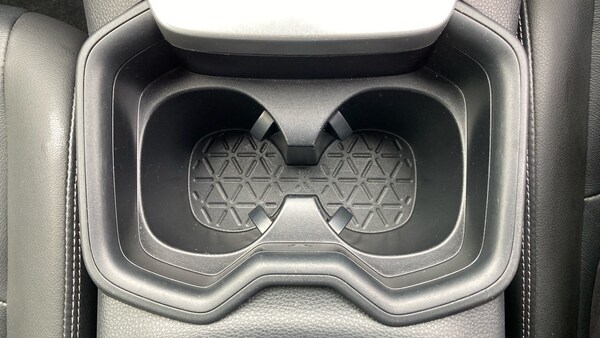 Used Toyota RAV4 2020 for sale - 76263164: Photo 27