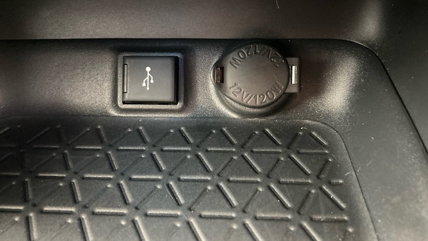 Used Toyota RAV4 2020 for sale - 76263164: Photo 29