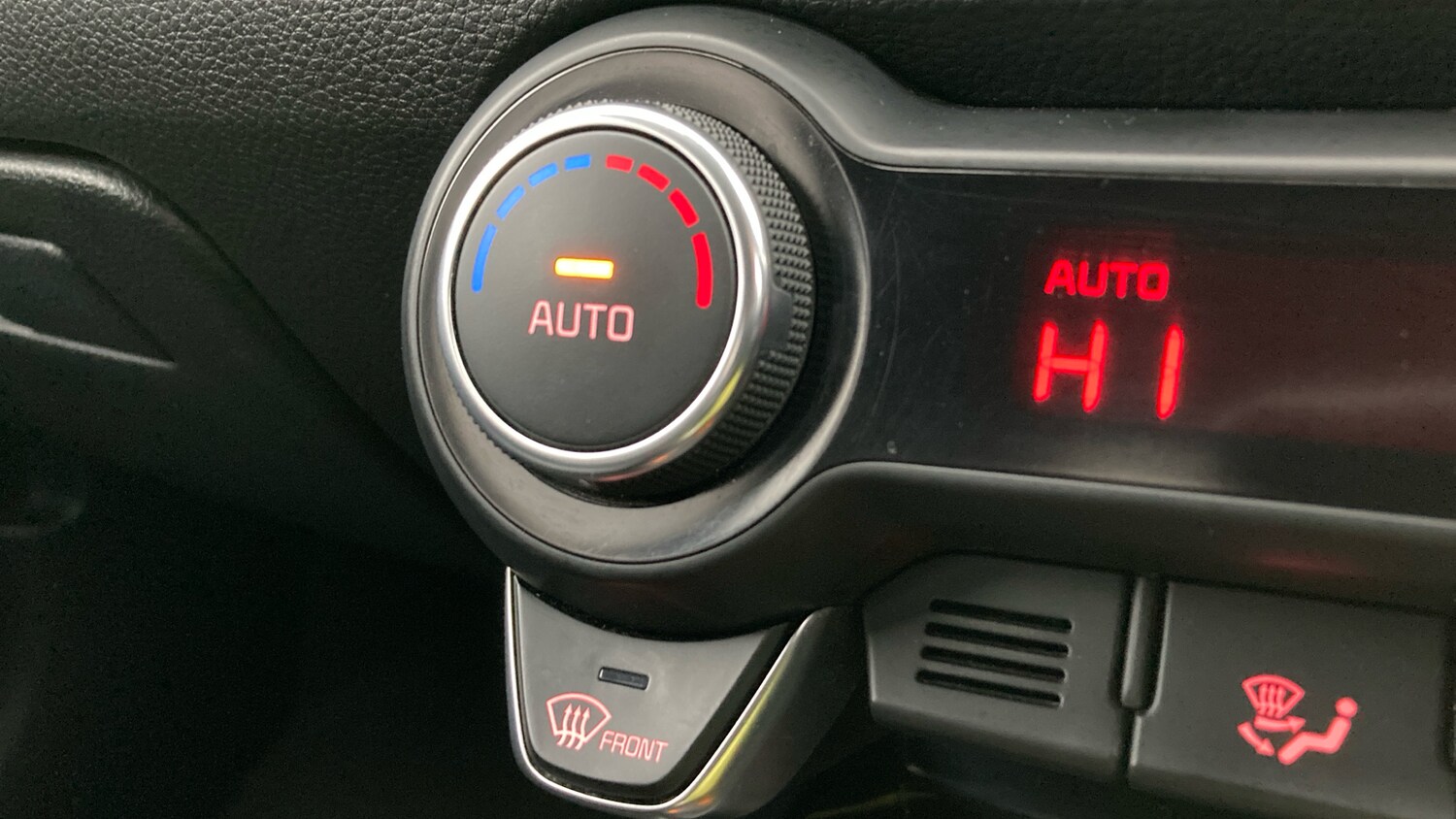 Used Kia Rio 2023 for sale - 77543506: Photo 30