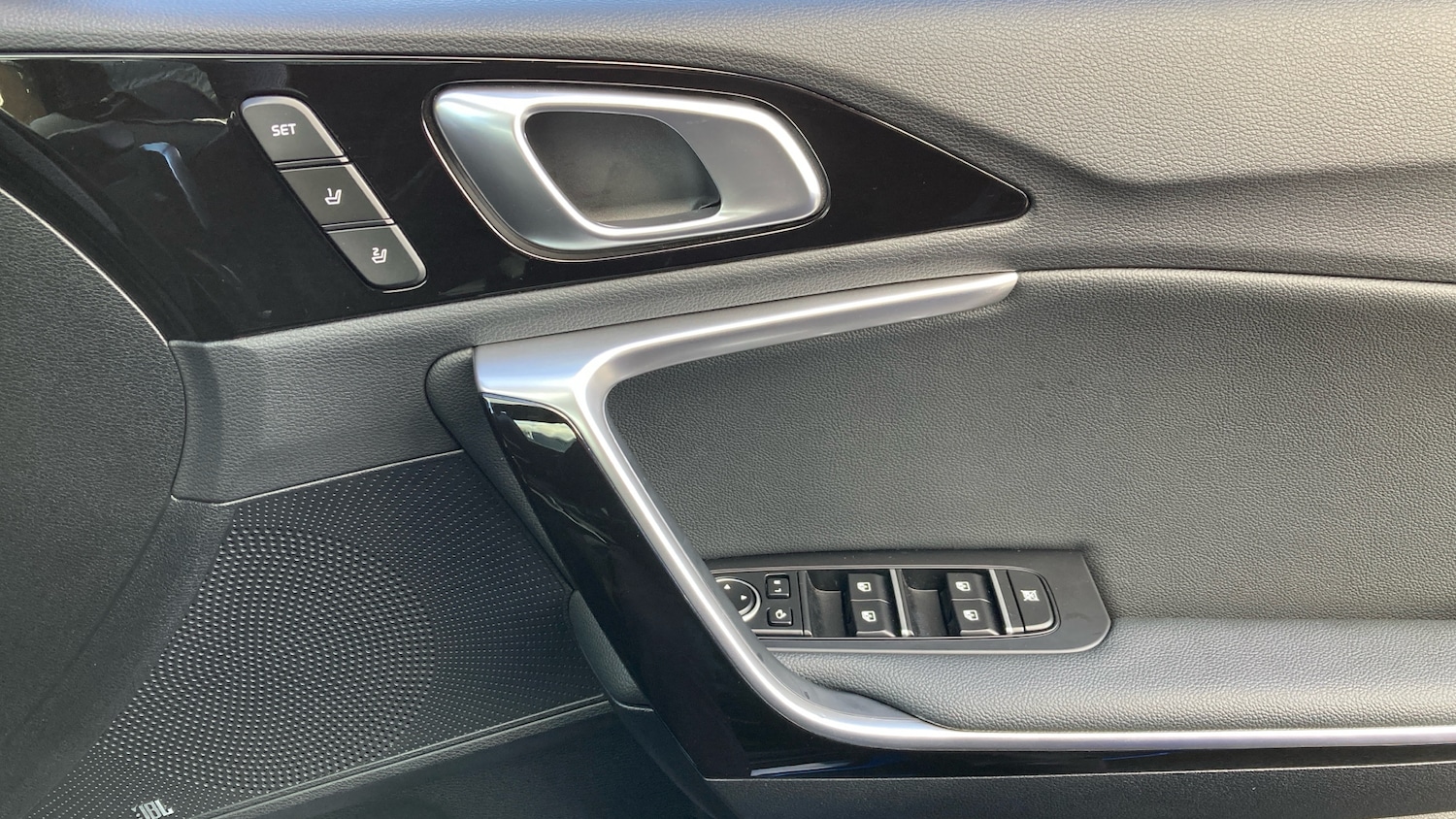 Used Kia XCeed 2025 for sale - 76393936: Photo 23