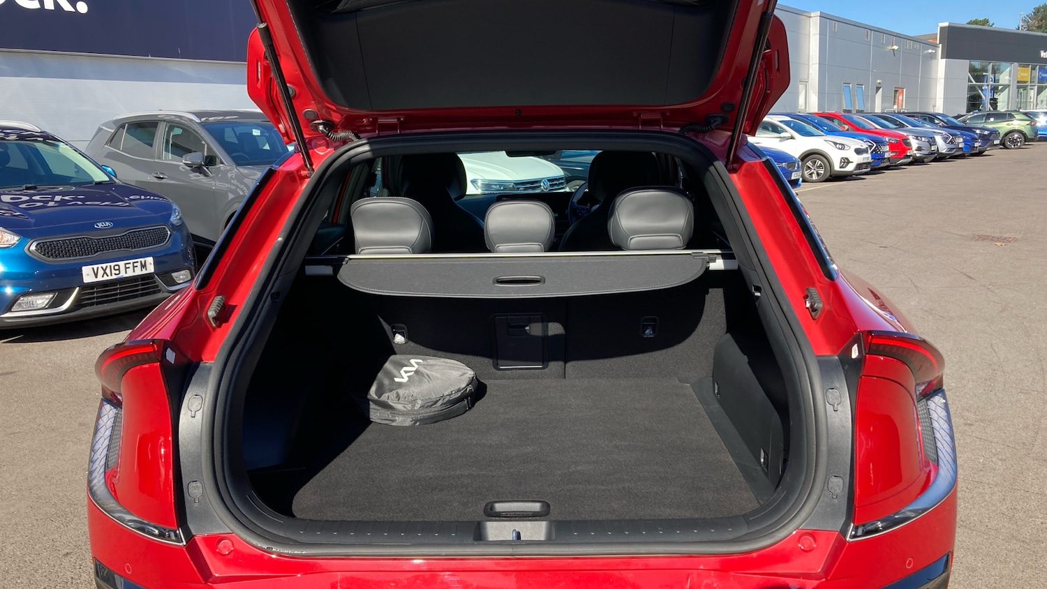 Used Kia EV6 2025 for sale - 76196354: Photo 4