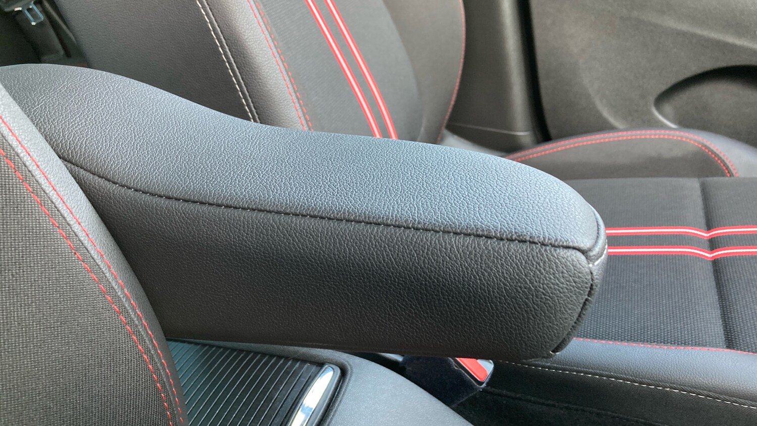 Used Vauxhall Crossland 2023 for sale - 77962157: Photo 24