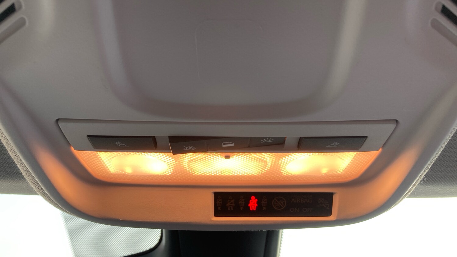 Used Vauxhall Crossland 2023 for sale - 77962157: Photo 33