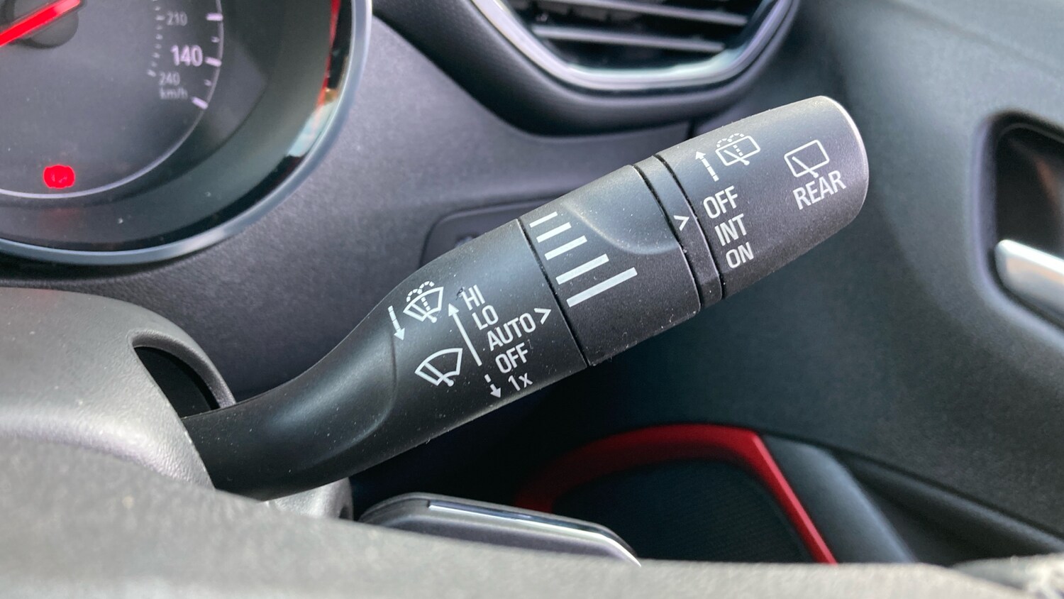 Used Vauxhall Crossland 2023 for sale - 77962157: Photo 38