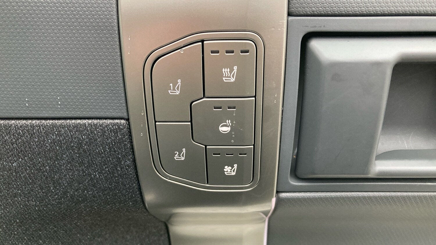 Used Kia EV3 2025 for sale - 77543492: Photo 24