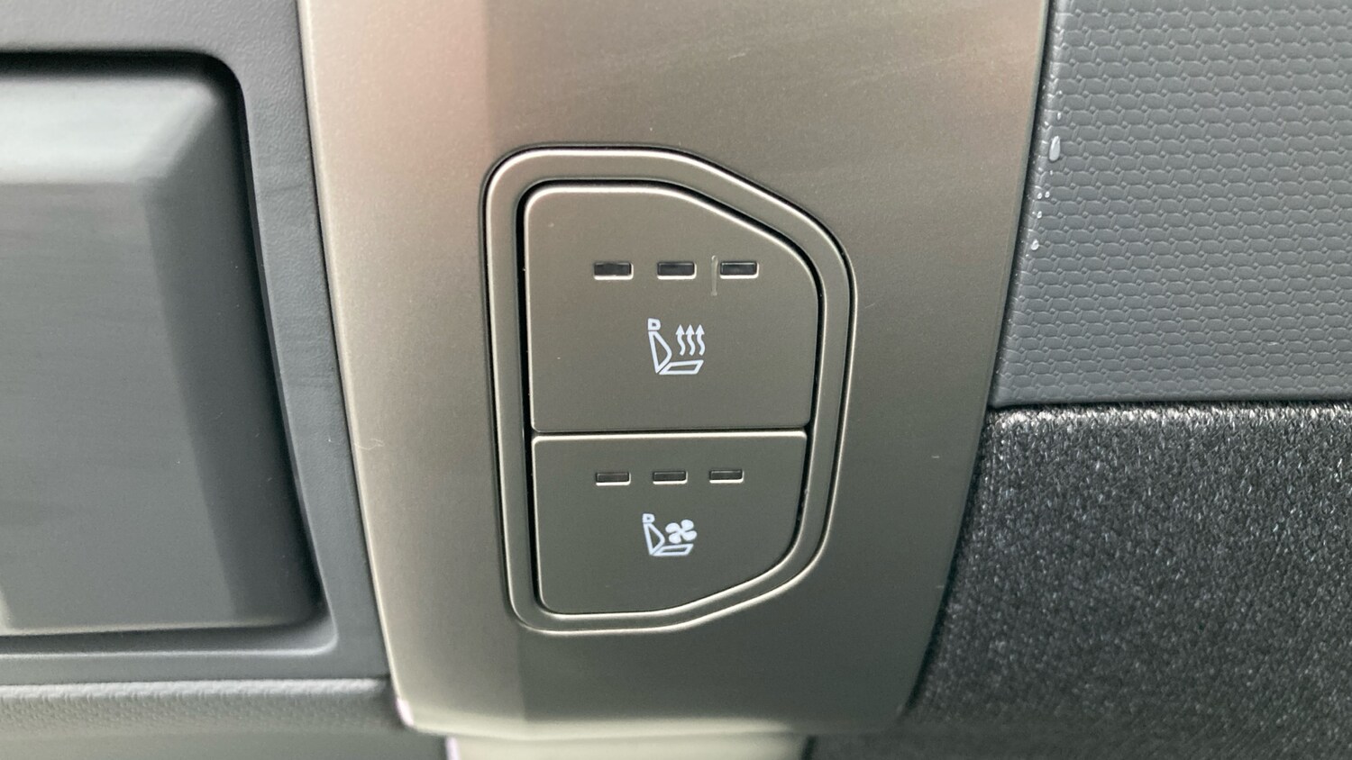 Used Kia EV3 2025 for sale - 77543492: Photo 27