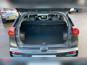 Used Kia Niro 2021 for sale - 77003208: Photo