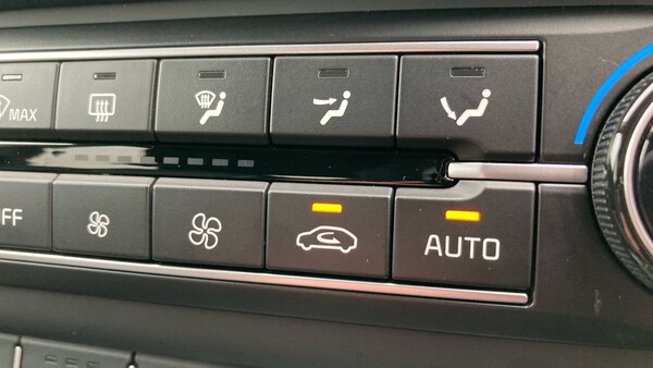Used Kia XCeed 2025 for sale - 76275892: Photo 30
