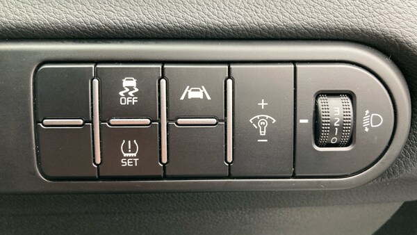 Used Kia XCeed 2025 for sale - 76275892: Photo 43