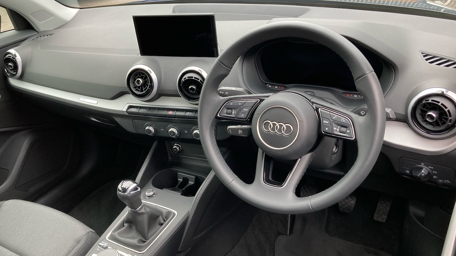 Used Audi Q2 2024 for sale - 76222152: Photo 11