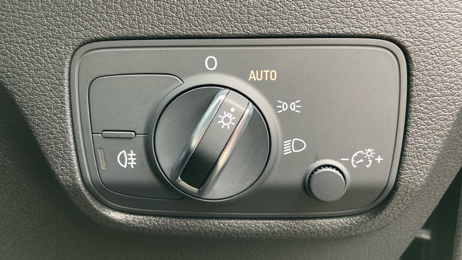 Used Audi Q2 2024 for sale - 76222152: Photo 44