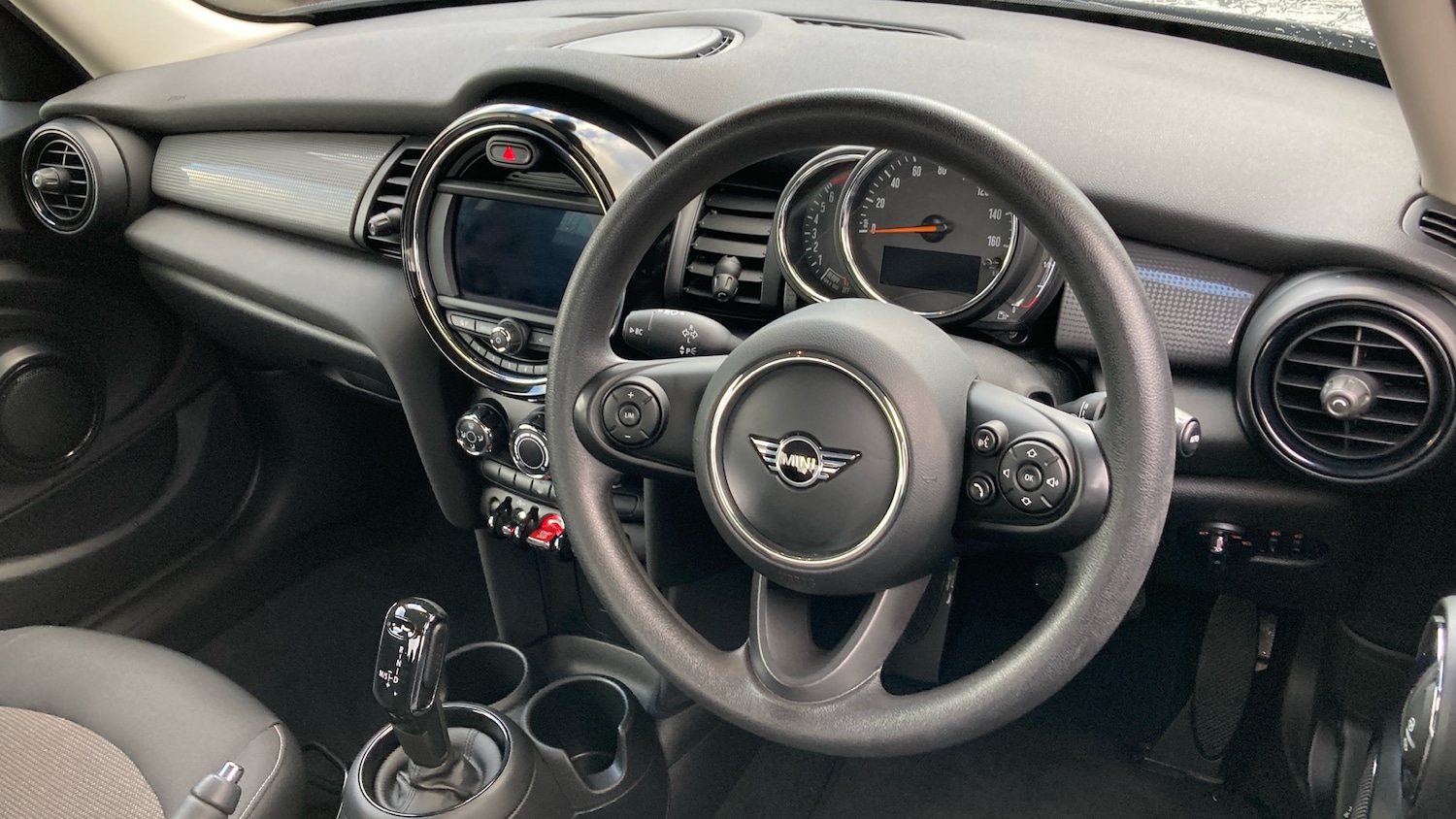 Used MINI Hatch 2020 for sale - 76663613: Photo 11