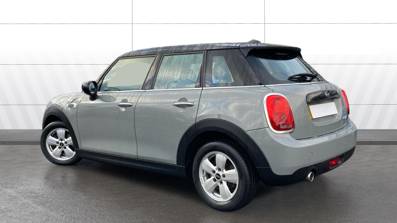 Used MINI Hatch 2020 for sale - 76663613: Photo 2