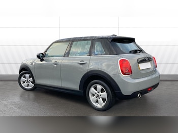Used MINI Hatch 2020 for sale - 76663613: Photo