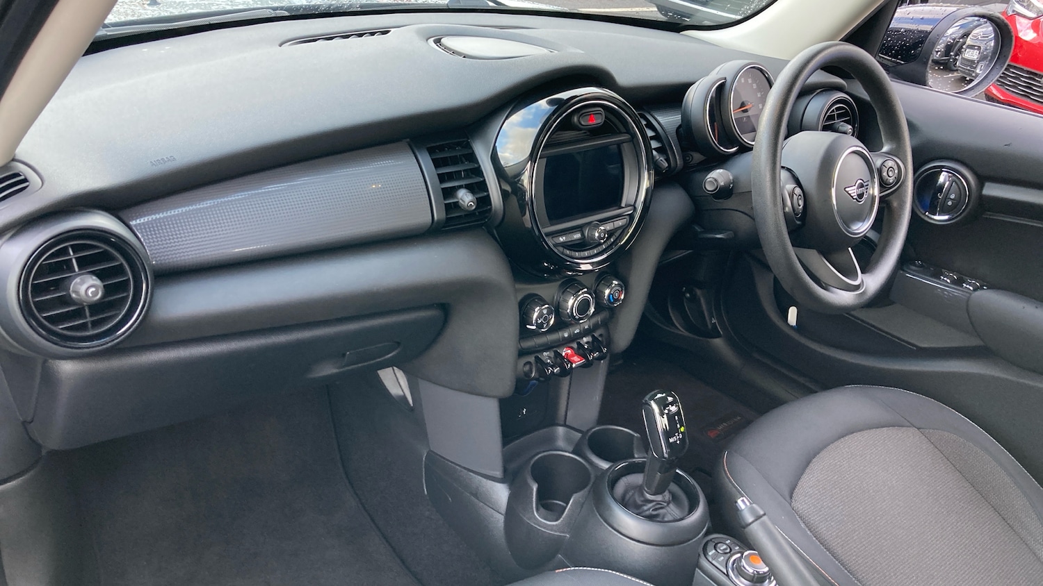 Used MINI Hatch 2020 for sale - 76663613: Photo 9