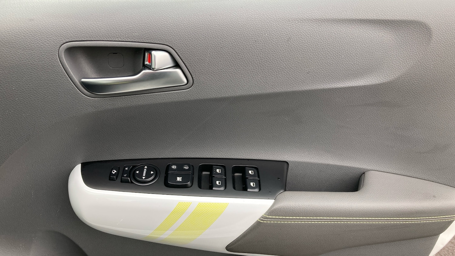 Used Kia Picanto 2019 for sale - 76382536: Photo 23