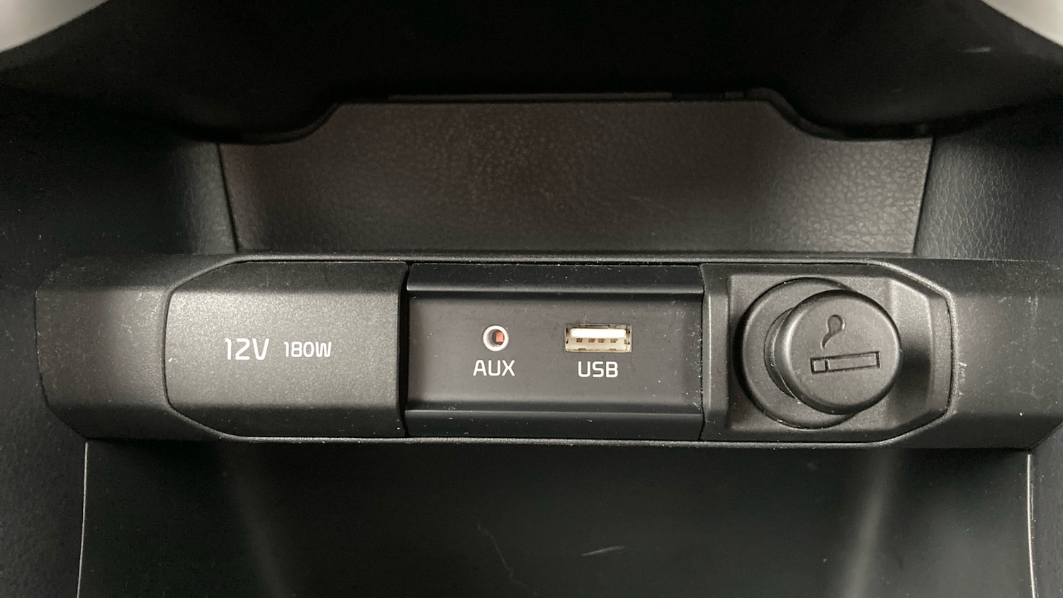 Used Kia Picanto 2019 for sale - 76382536: Photo 28