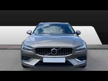 Used Volvo V60 2022 for sale - 74774587: Photo