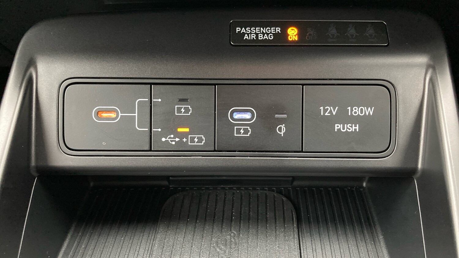 Used Hyundai KONA 2024 for sale - 77462305: Photo 31