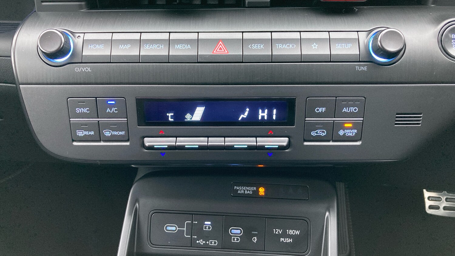 Used Hyundai KONA 2024 for sale - 77462305: Photo 32