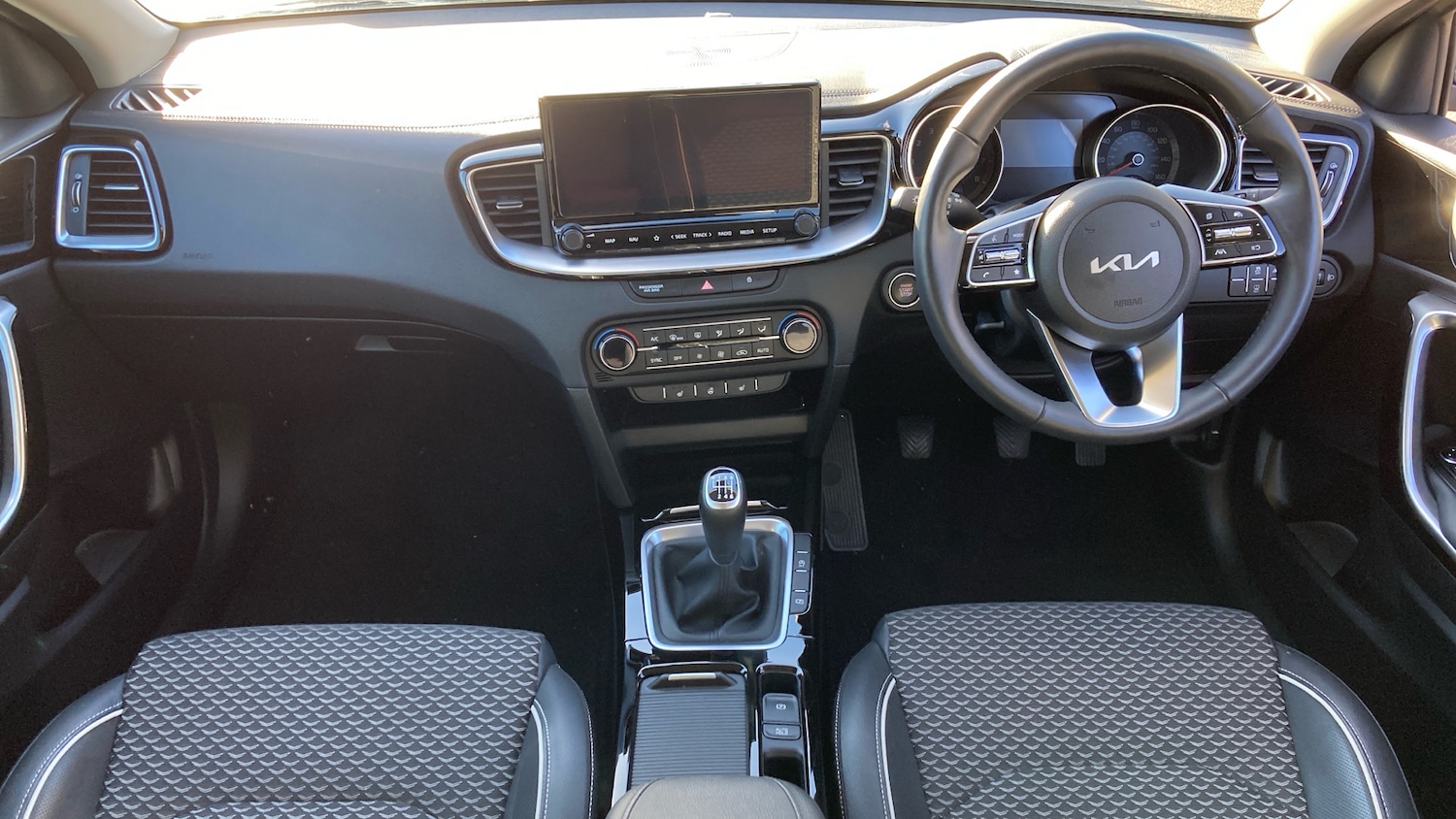 Used Kia Ceed 2025 for sale - 76862267: Photo 10