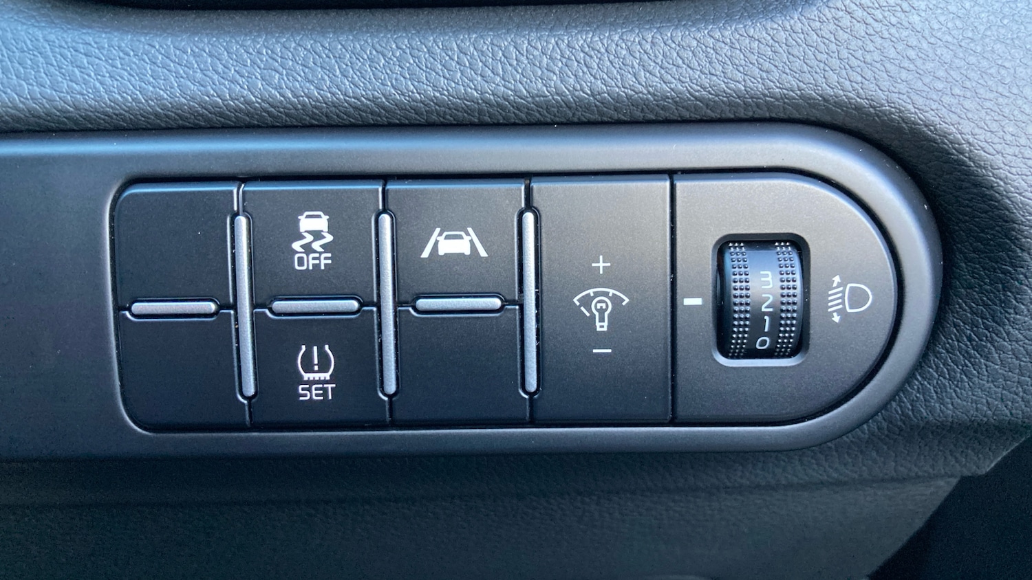 Used Kia Ceed 2025 for sale - 76862267: Photo 44