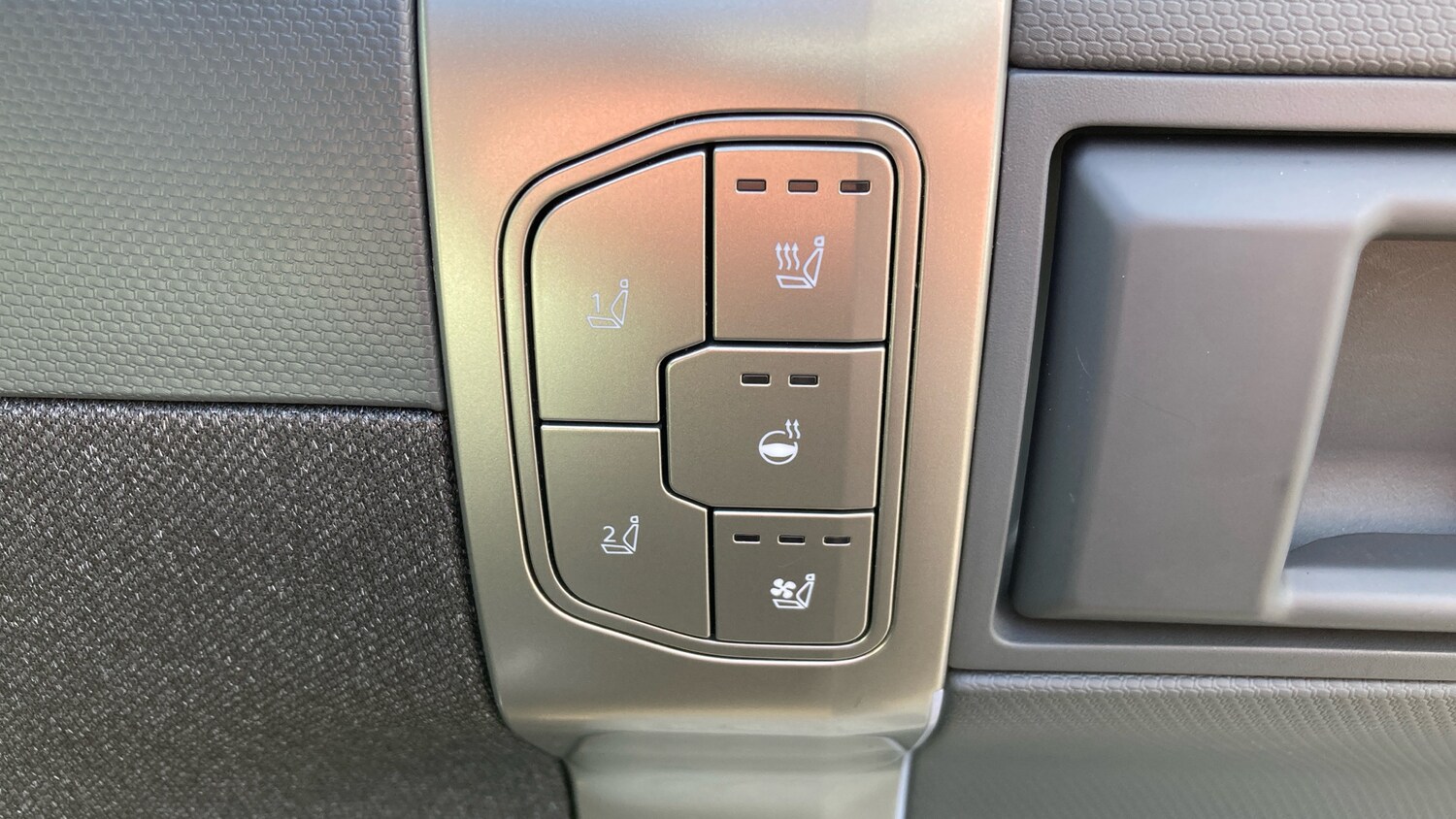 Used Kia EV3 2025 for sale - 76322405: Photo 24