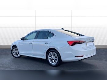 Used Skoda Octavia 2024 for sale - 77300964: Photo