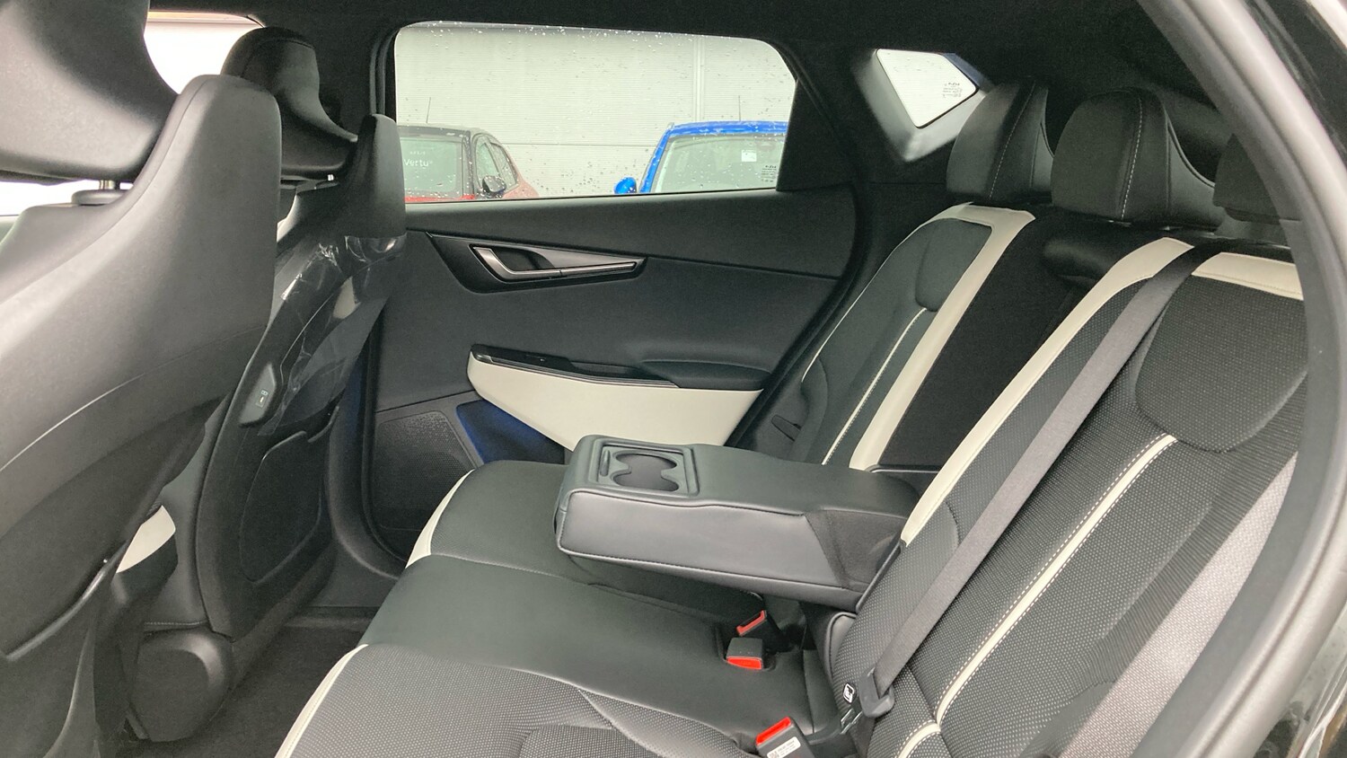 Used Kia EV6 2025 for sale - 76493724: Photo 16