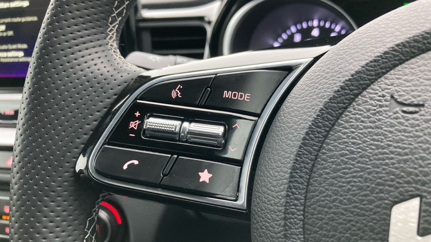 Used Kia Ceed 2025 for sale - 77687860: Photo 40